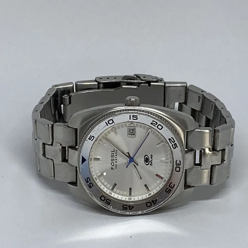Fossil AM3692 Women's Stainless Steel Silver Analog Dial Quartz Watch HO432